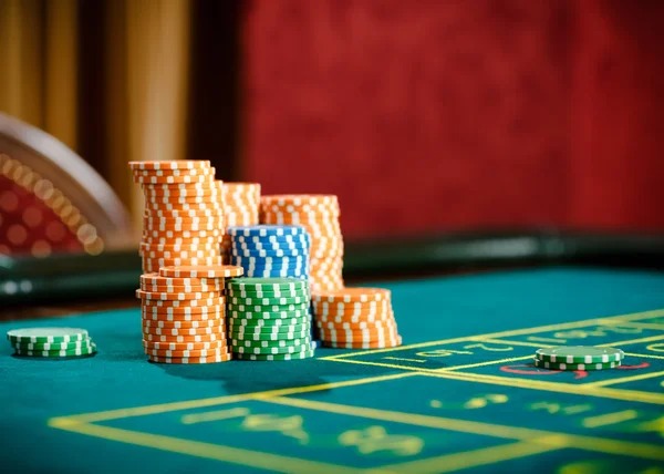 rook Boom City lobby interface showing multiple live-dealer tables with player counts and stake limits